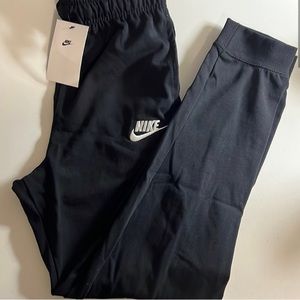 Nike Boys Black Sweatpants - Pocketed - Boys XL